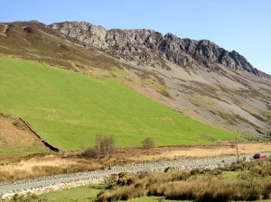 Craig y Bera, Mynydd Mawr - click to enlarge